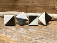 Square natural white stone and burnished brass knob