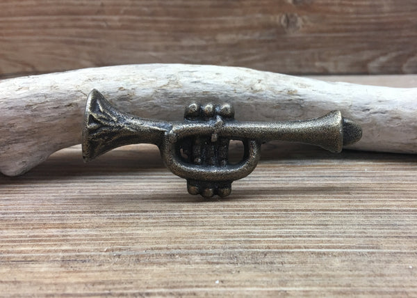 Metal Trumpet Drawer Knob